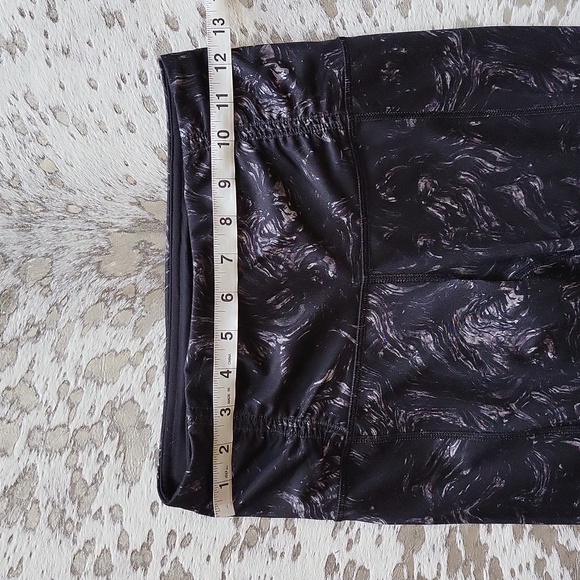 Lululemon Runday Crop Full On Luxtreme Sz4 - Picture 5 of 10